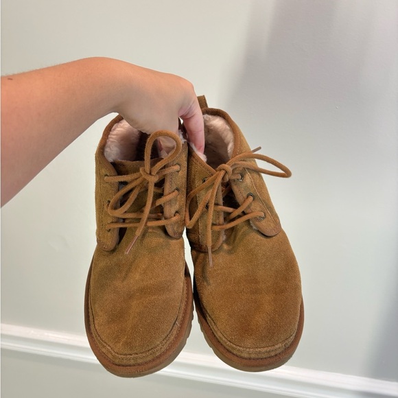 Ugg boots - Picture 2 of 5